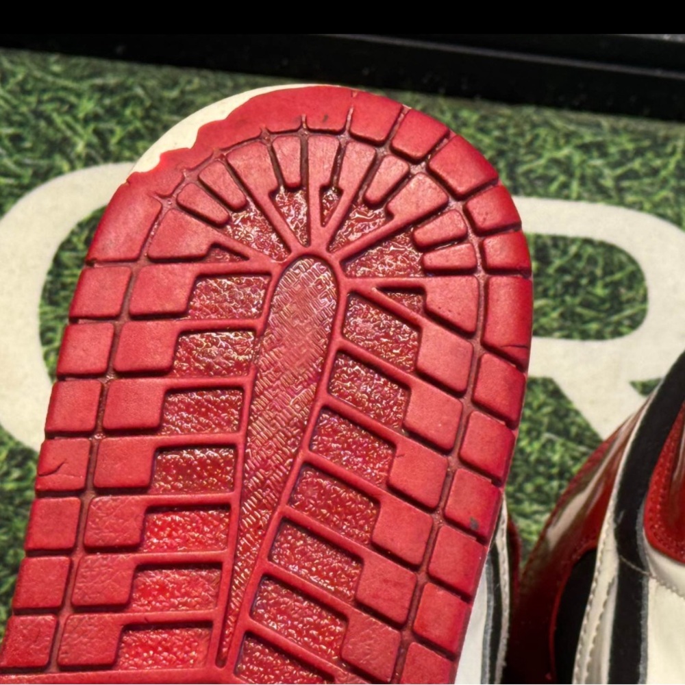 Vintage 2003 Jordan 1 OG Chicago Shoes - Picture 8 of 8